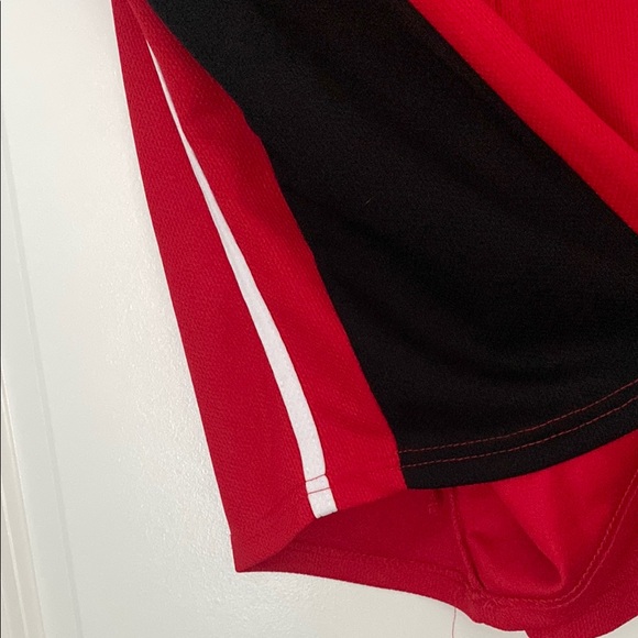 Men's Reebok Red and Black Athletic Shorts Side Pockets size Large - Picture 3 of 6